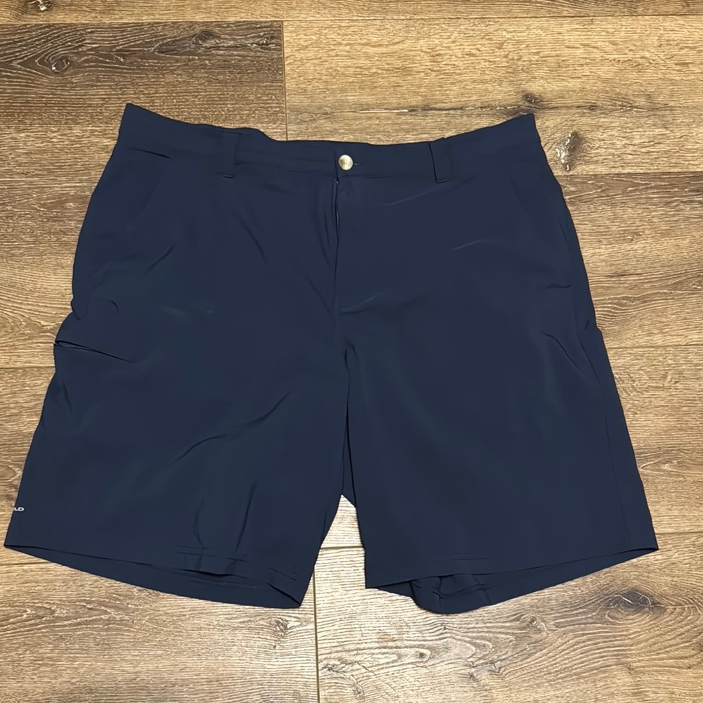 Columbia navy shorts‎ 40